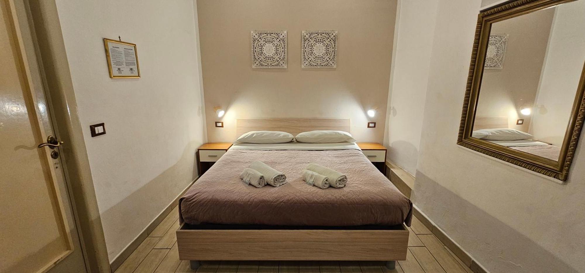 Hostel Josef Палермо Екстер'єр фото