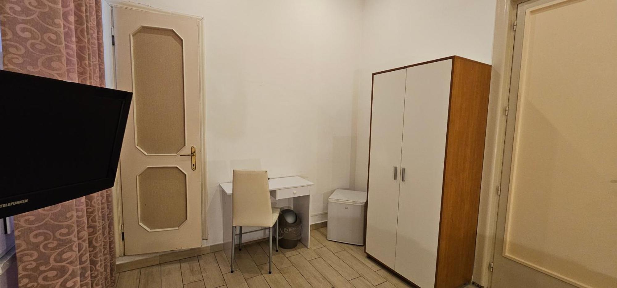 Hostel Josef Палермо Екстер'єр фото