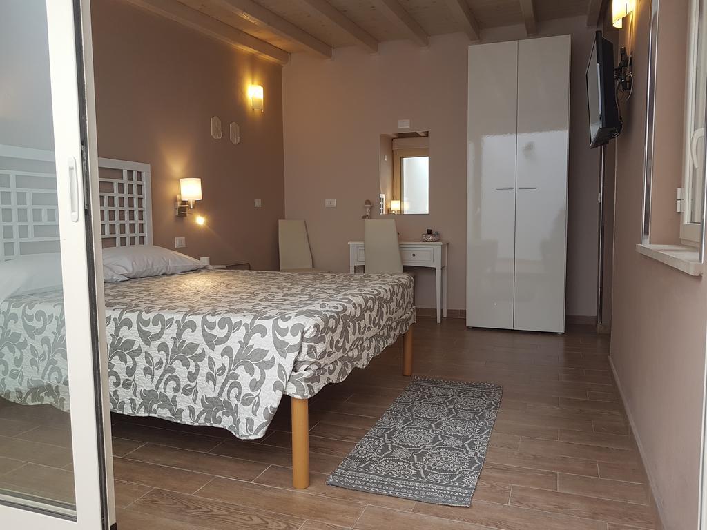 Hostel Josef Палермо Екстер'єр фото